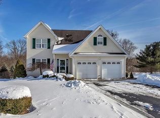 306 Gardnerville Rd, New Hampton, NY 10958