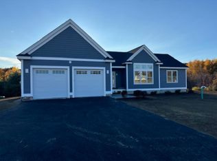 4 Megans Way #93, Epping, NH 03042