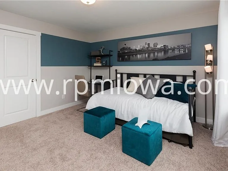 159 NE 23rd Ln — Photo 22