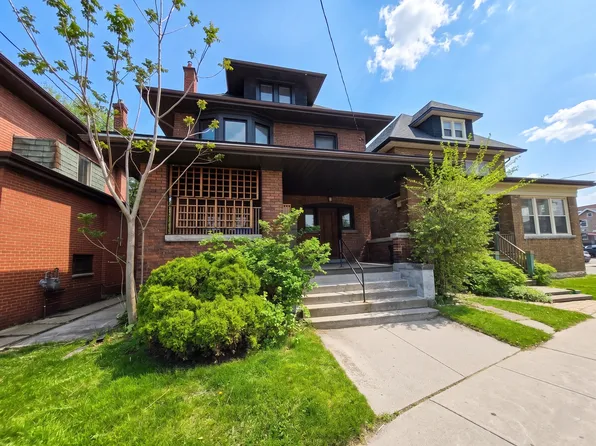 970 King St E #1, Hamilton, ON L8M 1C4