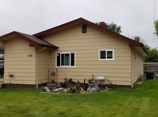 628 E Furry St, Holyoke, CO 80734