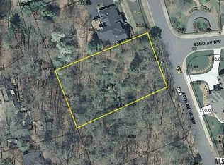441 40th Avenue Dr NW, Hickory, NC 28601