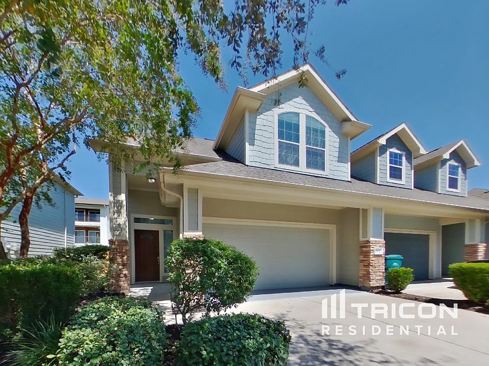 1st image of 2832 Sand Dune Dr