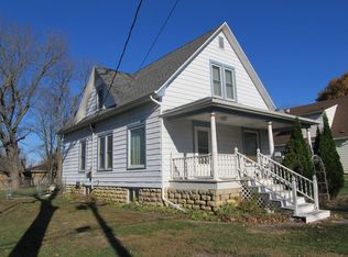 165 Porter Ave, Clifton, IL 60927