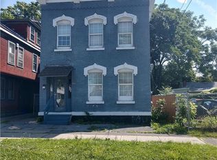 1006 N Townsend St, Syracuse, NY 13208