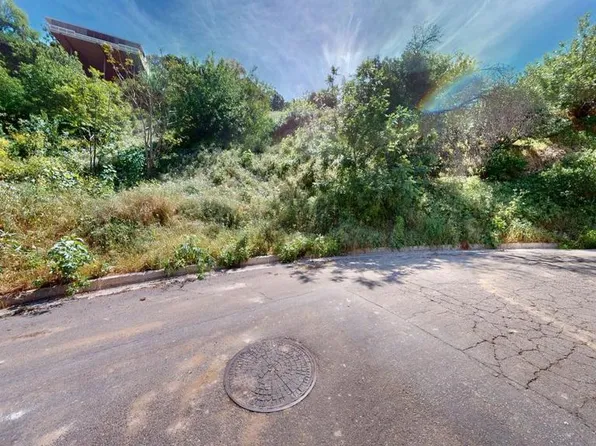 3810 Knobhill Dr, Sherman Oaks, CA 91423