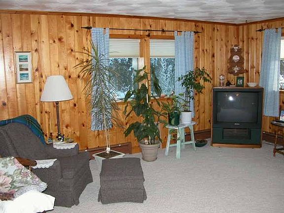 Downstairs living rm