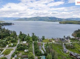 208 3rd St, Dover, ID 83825