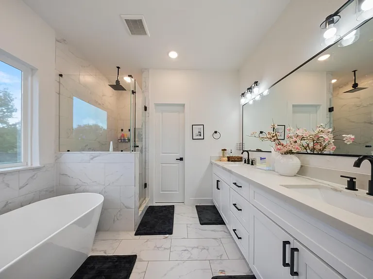 4032 Porter St — Photo 15