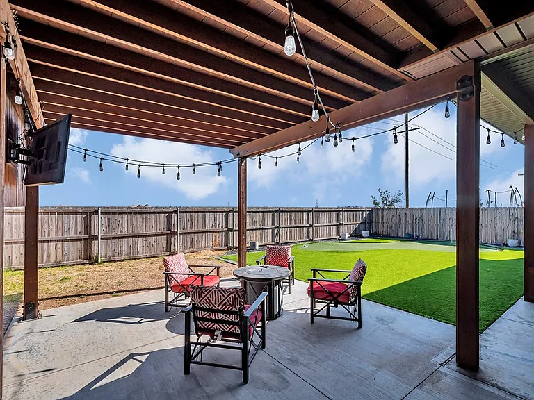2405 Bastrop Ave — Photo 46