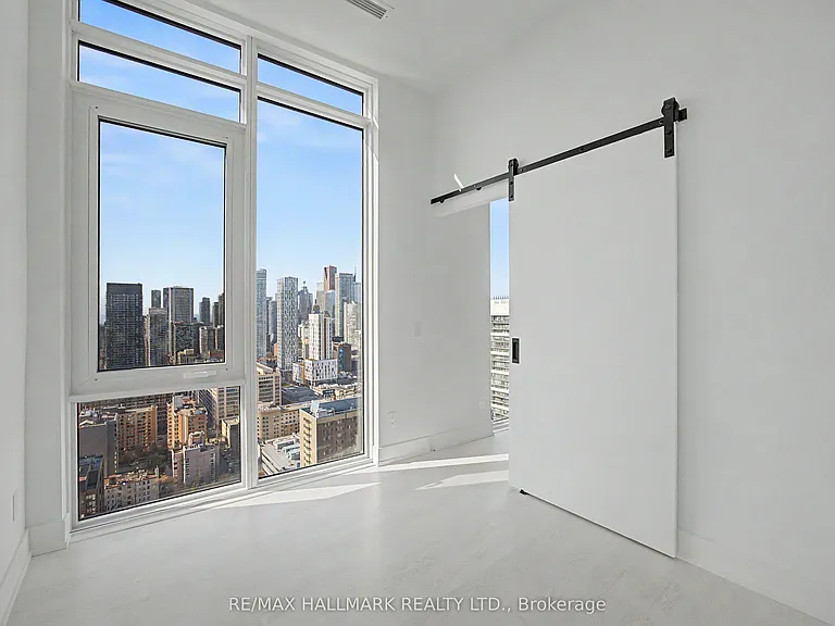 308 Jarvis St #3413 — Photo 11