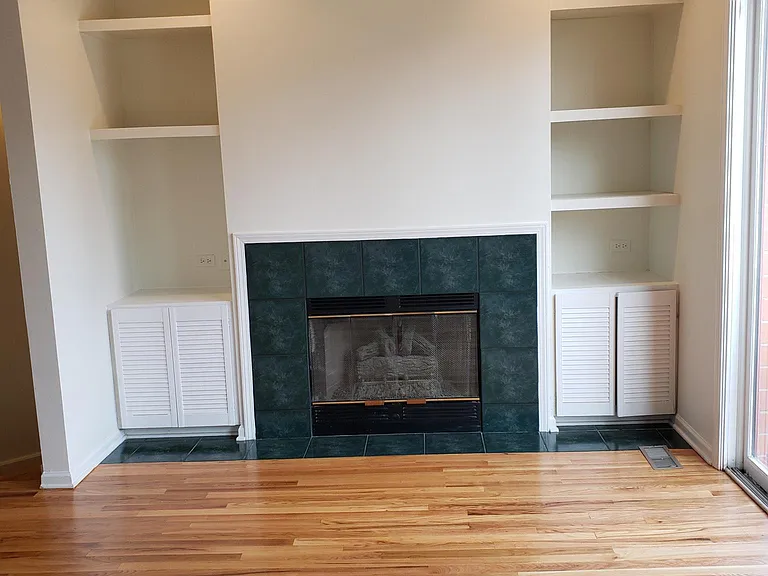 1254 S Federal St #E — Photo 4