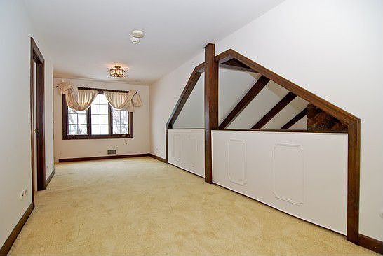 4th image of 1 Court Of Natchez