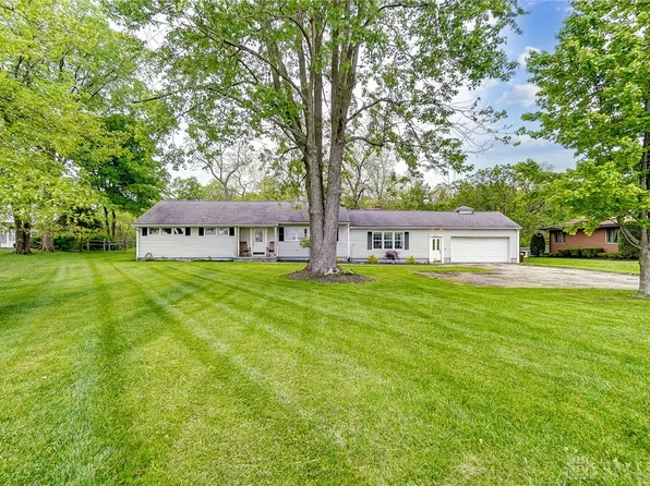 668 Kiser Lake Rd, Saint Paris, OH 43072