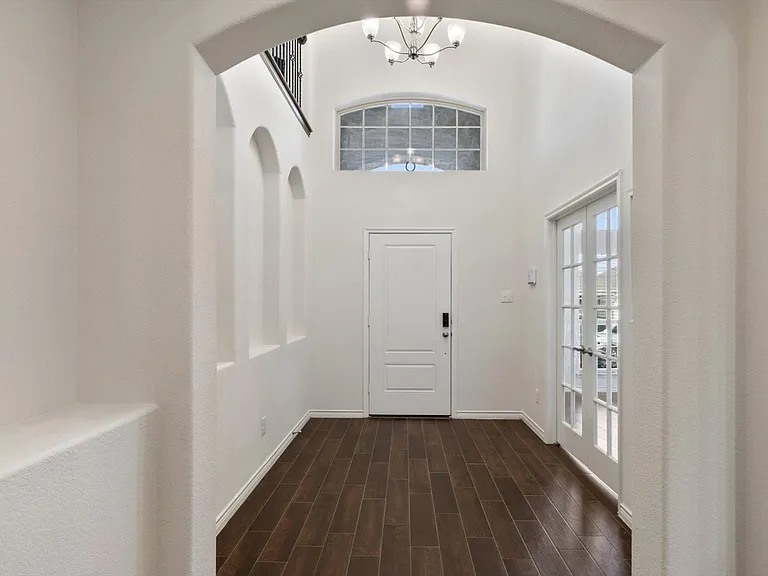 2919 Jasper Trl — Photo 4