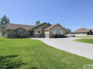 1104 E 1200 N, Shelley, ID 83274