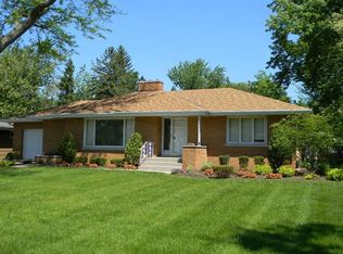 1417 Greenlawn Dr, Munster, IN 46321