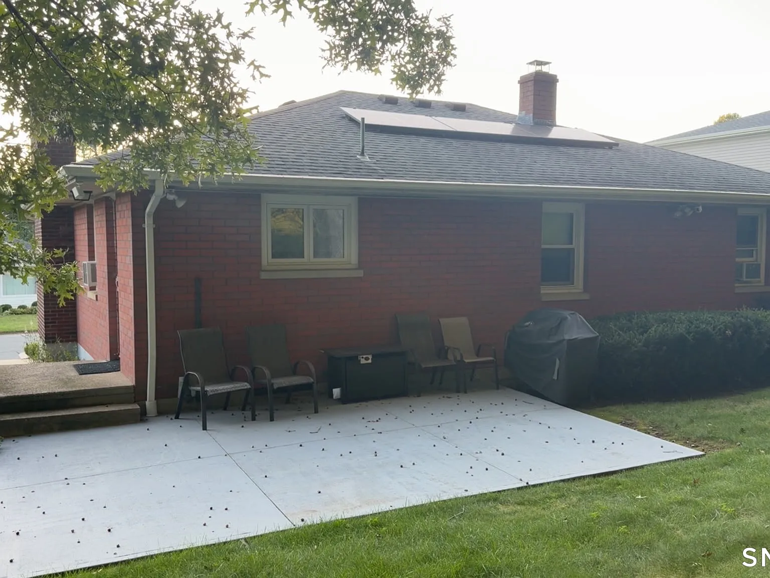 3 bed, 1.0 bath, 1048 sqft, $2,350 — Photo 4