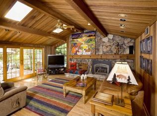 18 Fleetwood Ct, Novato, CA 94947