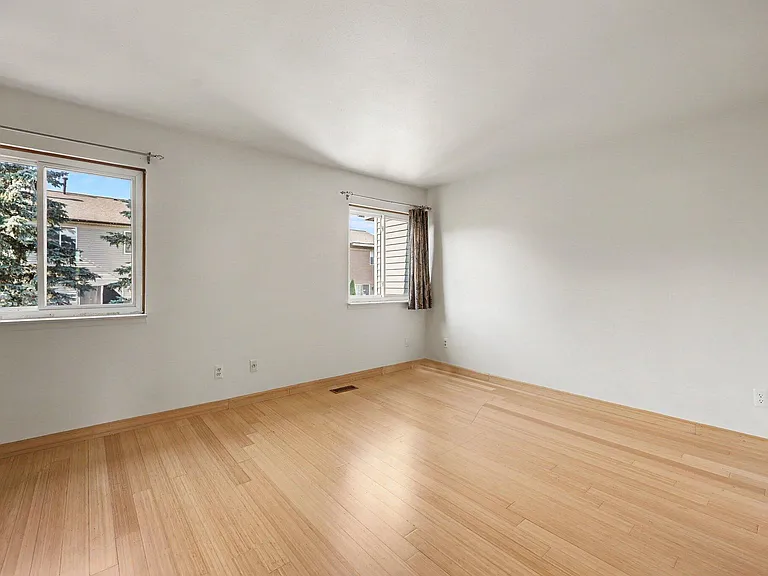 3422 Burbank Dr — Photo 6