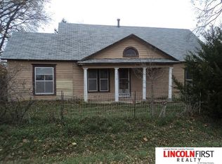 110 7th St, Greenwood, NE 68366