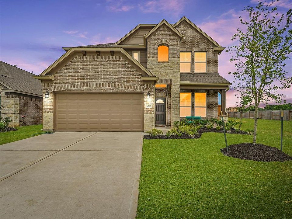 1st image of 32646 Timber Point Dr