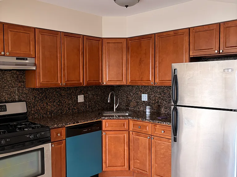 30-62 38th St #4A — Photo 7