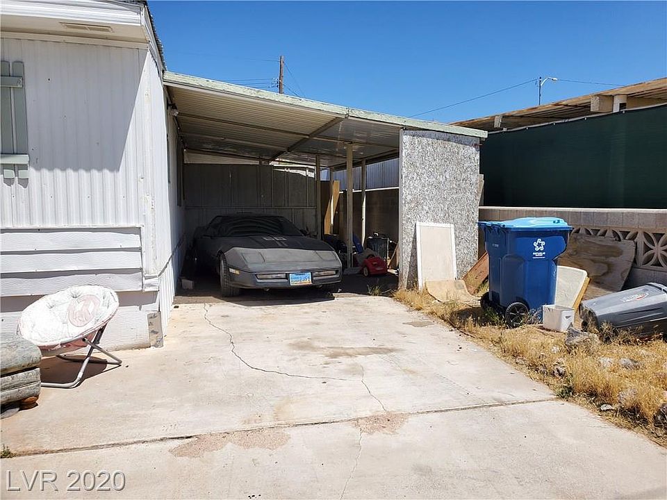 2nd image of 2092 Toiyabe St