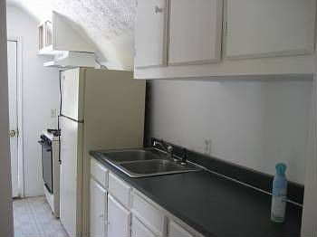 4th image of 1602 New York Ave