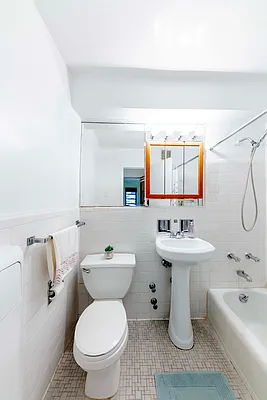 Rented by Douglas Elliman | media 7