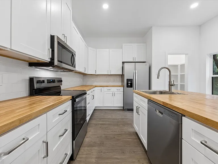 26 Wood Glen Dr — Photo 5