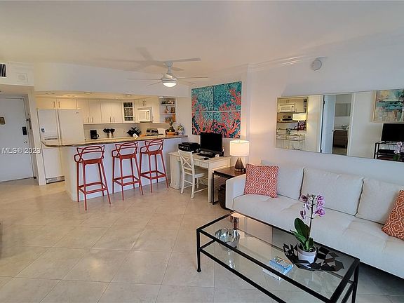 3rd image of 401 Ocean Dr APT 503