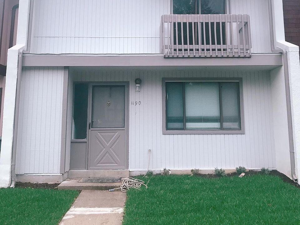 1st image of 1000 Crestview Dr