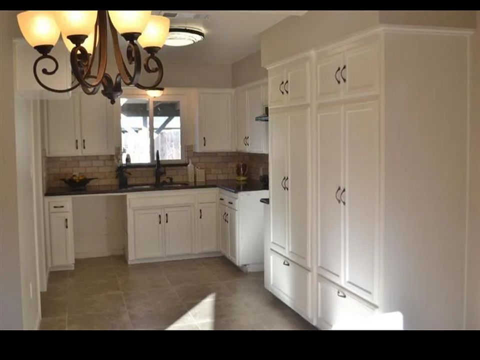1st image of 4866 E Leisure Ave