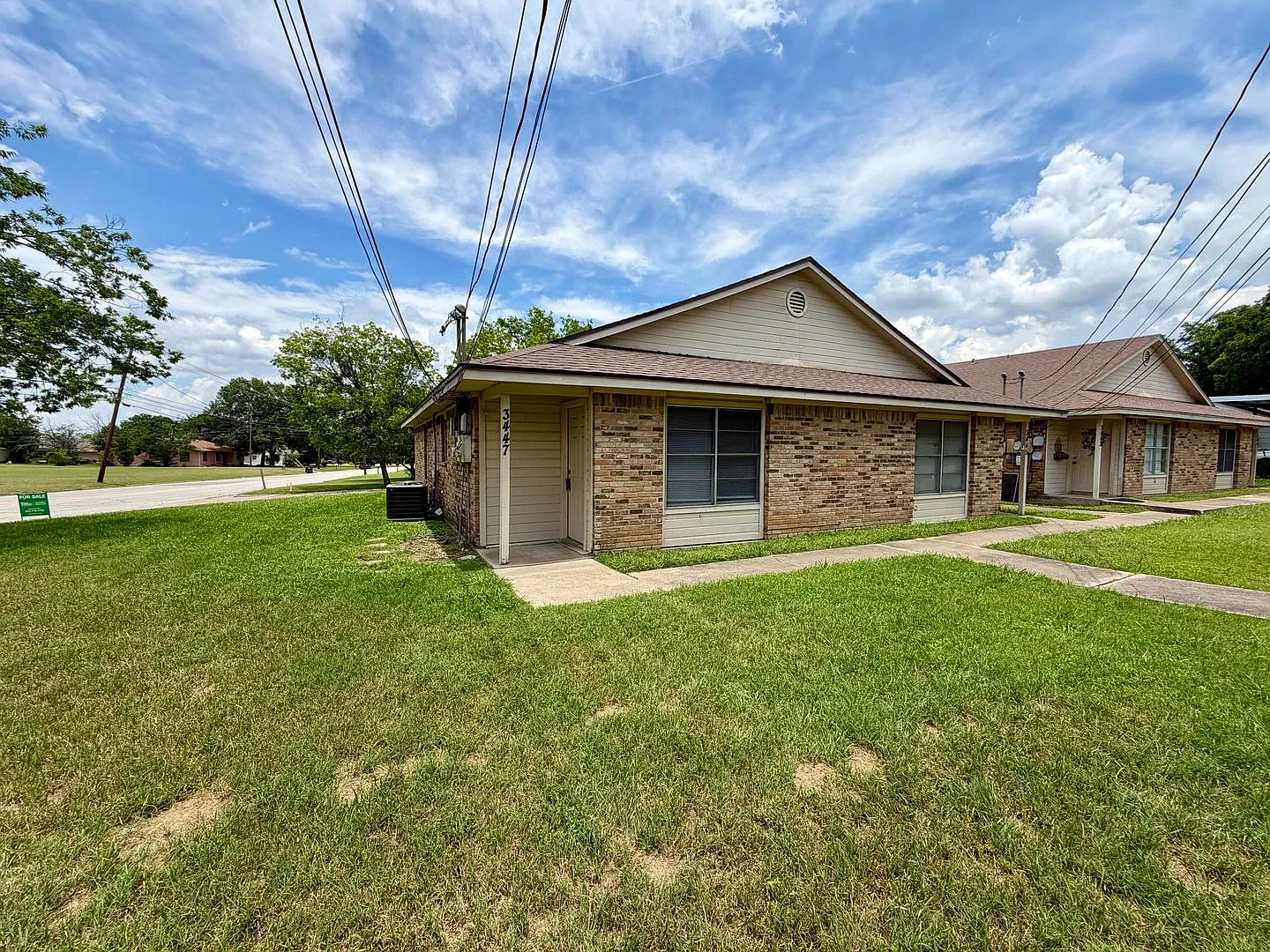 Move-In Special $500 Off 1st Month's Rent | 2BR Duplex | Private Yard | Pets Welcome — Photo 1