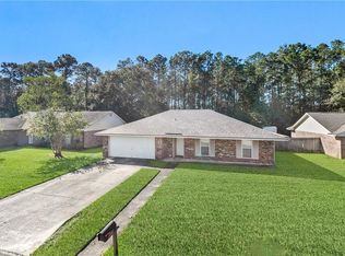 601 Lake Sardis Dr, Slidell, LA 70461
