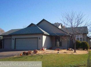 2170 McAfee Cir, Saint Paul, MN 55109