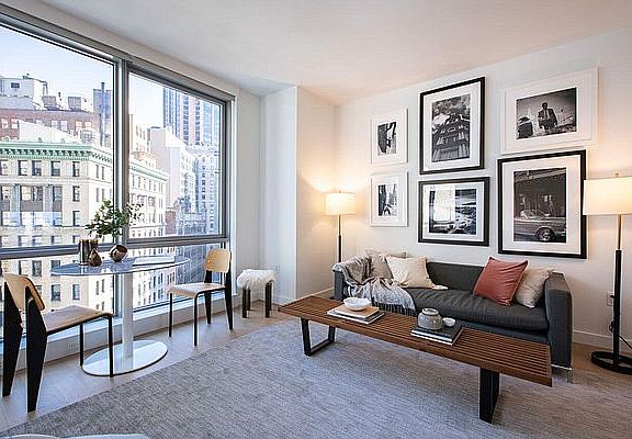 3rd image of 160 Madison Ave APT 20F