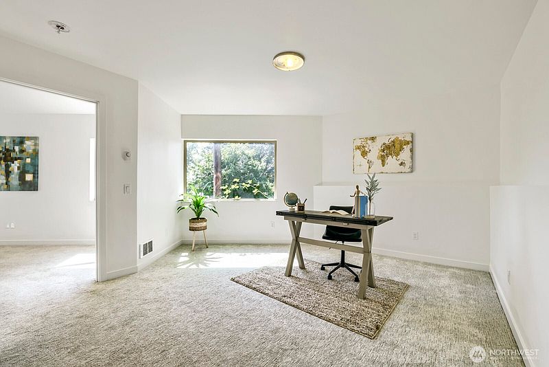 5th image of 3812 Whitman Avenue N