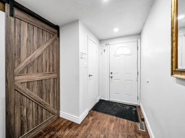 222 Pearson St #39, Oshawa, ON L1G 7C6