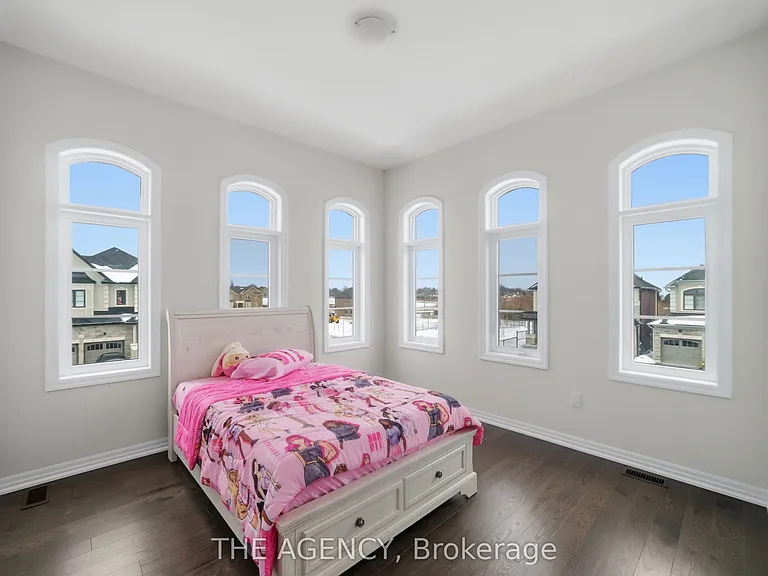 134 Flood Ave — Photo 12
