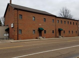 507 E Main St APT 4, Mascoutah, IL