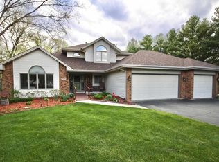 11308 Ridgecrest Dr, Roscoe, IL 61073