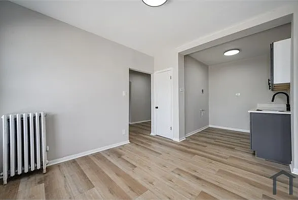 1206 W 83rd St #206 — Photo 7