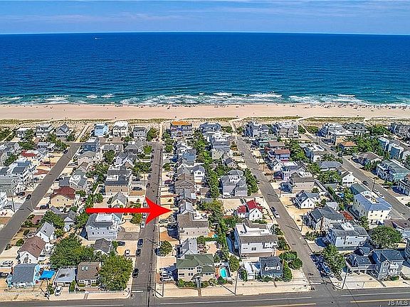 4th image of 112 E Dune Ln