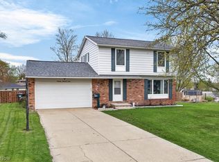 1960 Jo Ann Dr, Parma, OH 44134