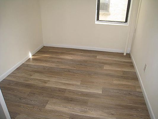 4th image of 40-14 Astoria Blvd S #1B