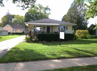 1304 Center St, Watertown, WI 53098