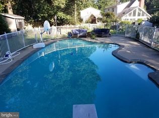 6807 Ontario St, Springfield, VA 22152