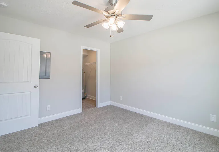 1000-601 Henry Place Blvd — Photo 4